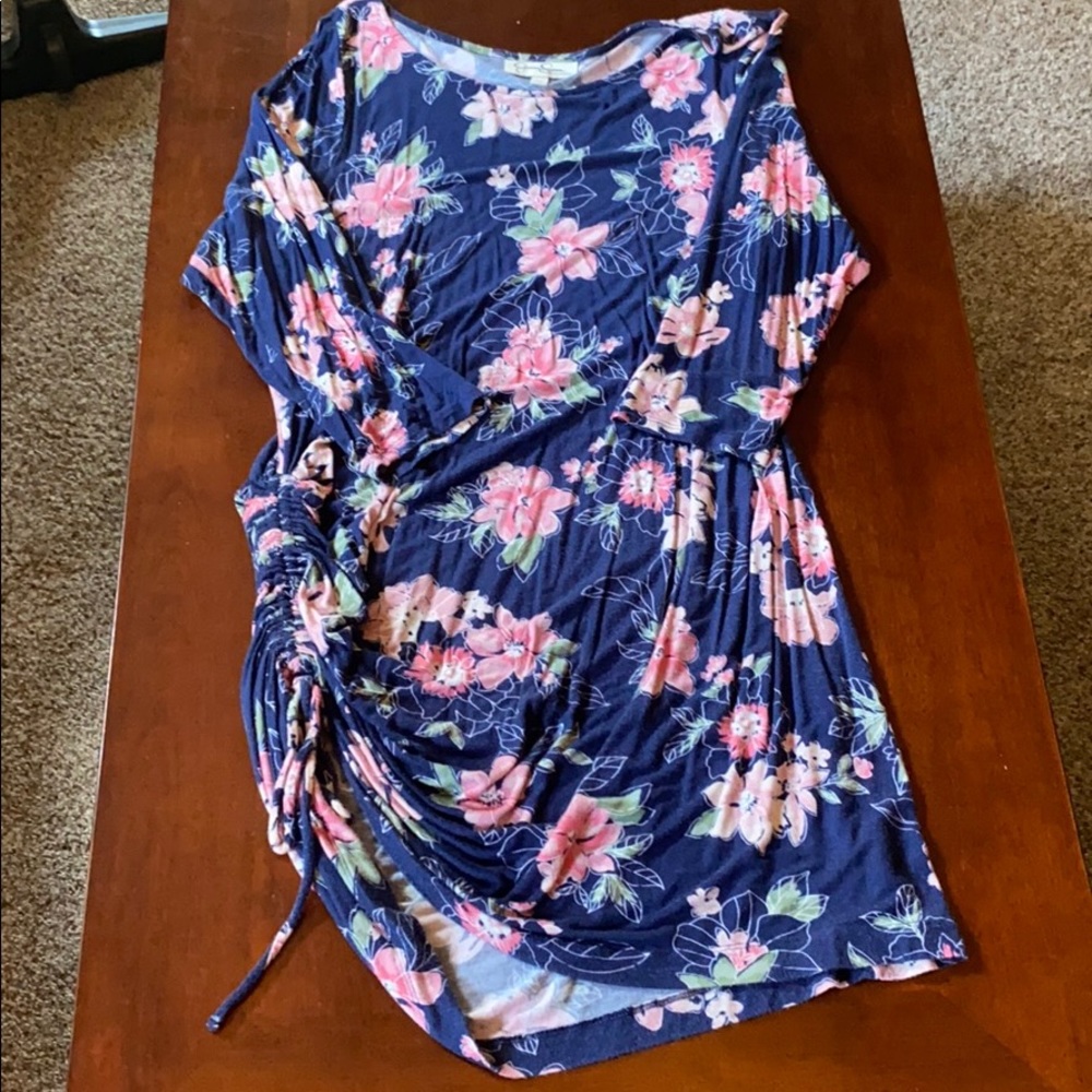 Jessica Simpson maternity tunic